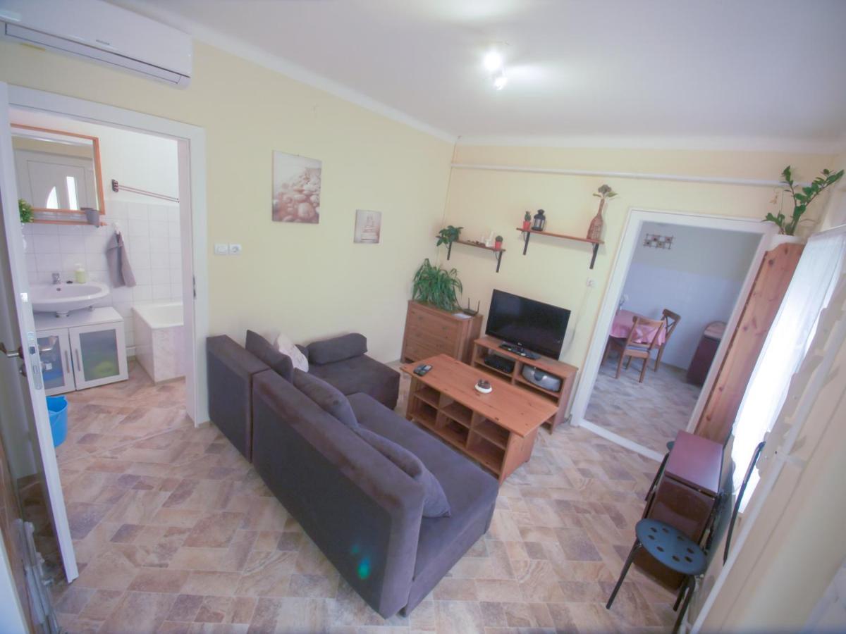 Estike Apartment บาลาตอนแลลเล ภายนอก รูปภาพ